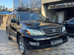 Photo of the vehicle Lexus GX