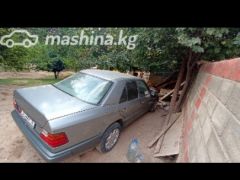 Сүрөт унаа Mercedes-Benz W124