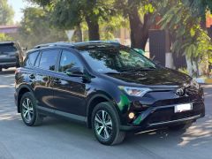 Сүрөт унаа Toyota RAV4