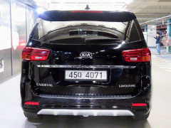 Photo of the vehicle Kia Carnival