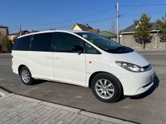 Photo of the vehicle Toyota Estima