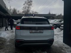 Фото авто Volkswagen ID.6