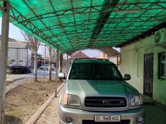 Сүрөт унаа Toyota Sequoia