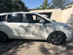 Сүрөт унаа Kia Carnival