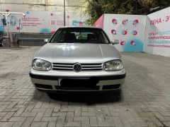 Photo of the vehicle Volkswagen Golf