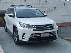 Сүрөт унаа Toyota Highlander