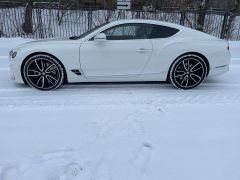 Фото авто Bentley Continental GT