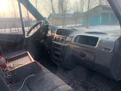 Фото авто Mercedes-Benz Пригородный