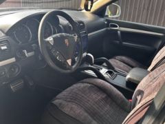 Photo of the vehicle Porsche Cayenne