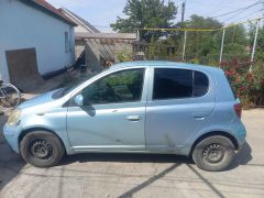 Фото авто Toyota Vitz