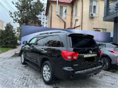 Сүрөт унаа Toyota Sequoia