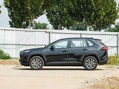 Сүрөт унаа Toyota RAV4