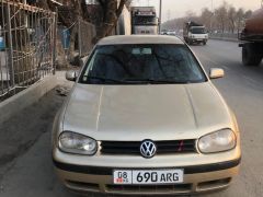 Фото авто Volkswagen Golf