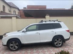 Сүрөт унаа Toyota Highlander