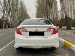 Сүрөт унаа Toyota Camry