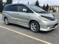 Фото авто Toyota Estima