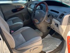 Сүрөт унаа Toyota Estima