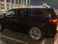 Сүрөт унаа Kia Carnival