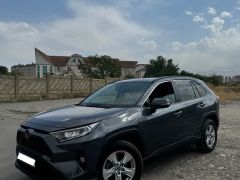 Сүрөт унаа Toyota RAV4