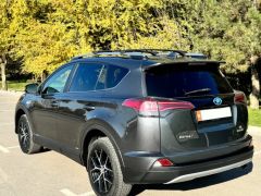 Сүрөт унаа Toyota RAV4