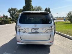 Сүрөт унаа Toyota Alphard