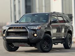 Photo of the vehicle Toyota 4Runner