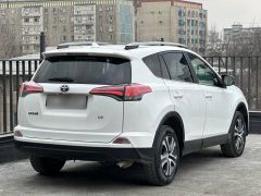 Сүрөт унаа Toyota RAV4