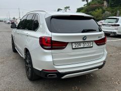 Photo of the vehicle BMW X5