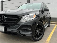 Сүрөт унаа Mercedes-Benz GLE