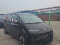 Сүрөт унаа Hyundai Staria