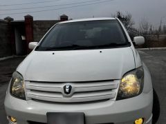 Photo of the vehicle Toyota Ist