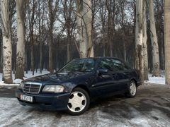 Сүрөт унаа Mercedes-Benz C-Класс