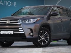 Photo of the vehicle Toyota Highlander