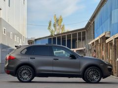 Сүрөт унаа Porsche Cayenne