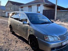 Сүрөт унаа Toyota Gaia