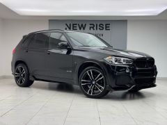 Photo of the vehicle BMW X5