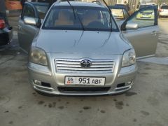 Сүрөт унаа Toyota Avensis