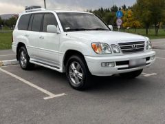 Photo of the vehicle Lexus LX