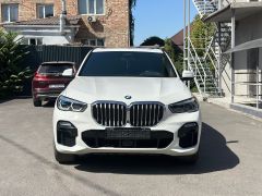 Photo of the vehicle BMW X5