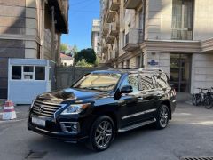 Photo of the vehicle Lexus LX