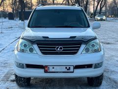 Photo of the vehicle Lexus GX