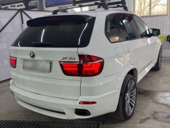 Photo of the vehicle BMW X5