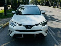 Сүрөт унаа Toyota RAV4