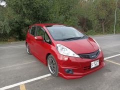 Фото авто Honda Fit