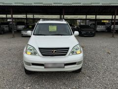 Photo of the vehicle Lexus GX