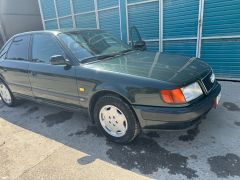 Photo of the vehicle Audi 100