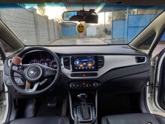 Фото авто Kia Carens