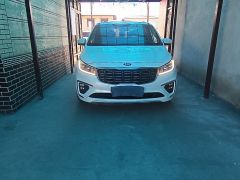 Сүрөт унаа Kia Carnival