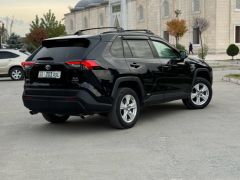 Сүрөт унаа Toyota RAV4