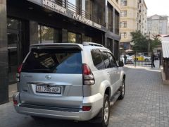 Сүрөт унаа Toyota Land Cruiser Prado